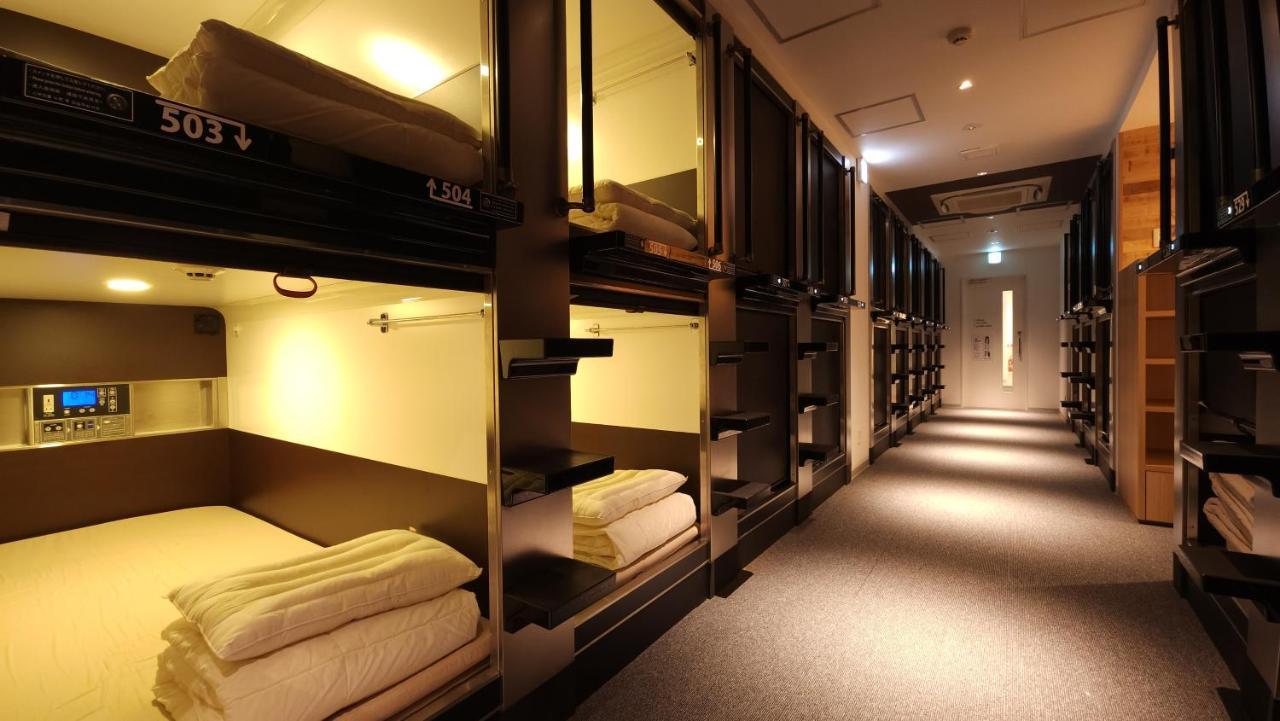 Acro Capsule Hotel Namba Dotonbori โอซาก้า ภายนอก รูปภาพ